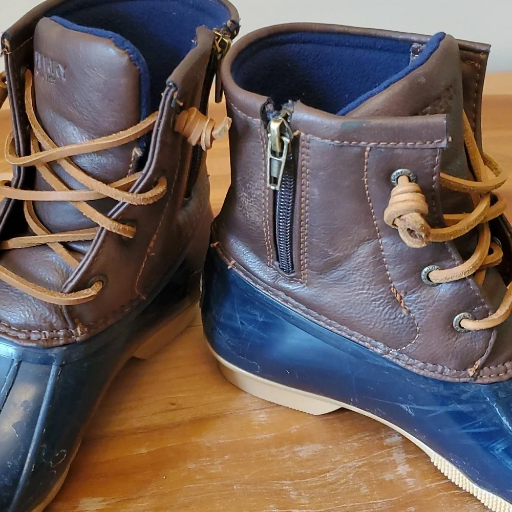 Sperry Saltwater Girls Boot - Picture 7 of 7